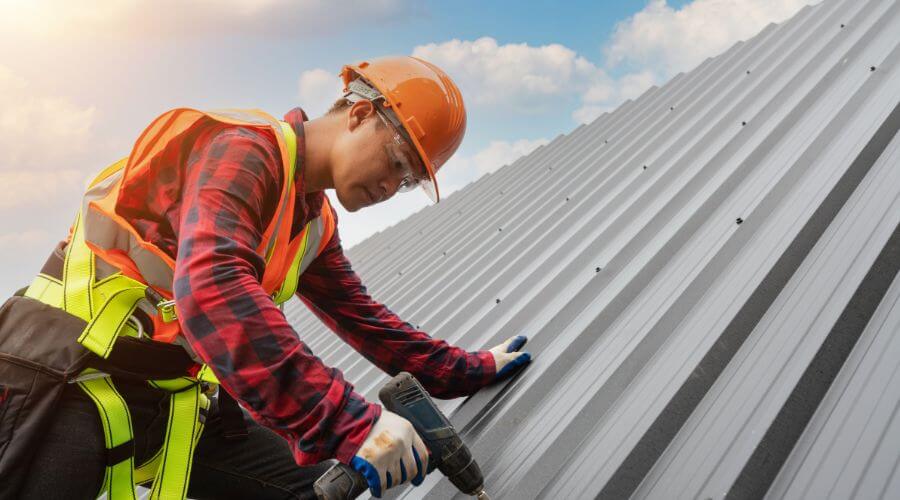 Owens Corning roofing contractor in Modesto, IL
